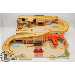 RETRO HOT WHEELS TRACK CAR PAD