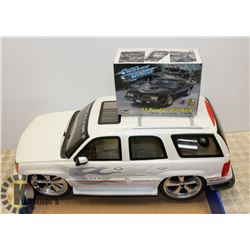 CADILLAC "NEW BRIGHT" SUV ESCALADE AND 77' SMOKEY