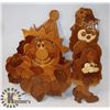 Image 1 : SET OF 2 WOODEN HAND MADE CLOWNS