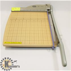 GBC LASER GUIDED PAPER CUTTER