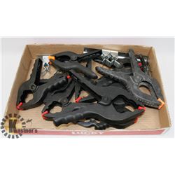 LARGE FLAT OF CLAMPS