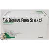 Image 1 : THE ORIGINAL PERRY STYLE 42 - WHITE