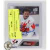 Image 1 : LARRY ROBINSON AUTOGRAPHED HOCKEY CARD (UPPER