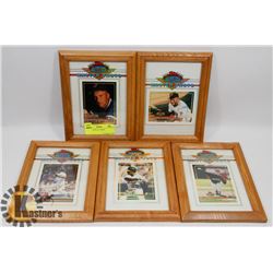 TOPPS BASEBALL CARDS