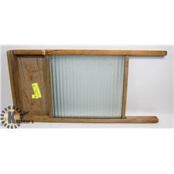 ANTIQUE WASHBOARD.