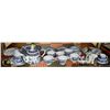 Image 1 : APPROX 62 PIECES OF VARIOUS BLUE VINTAGE DISHWARE