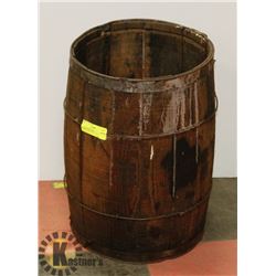 ANTIQUE OAK CASK