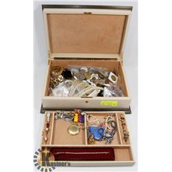 CREAM COLORED JEWELLERY BOX WITH COSTUME