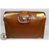 Image 1 : VINTAGE LEATHER DOCTORS BRIEFCASE.