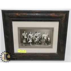 ANTIQUE ORIGINAL PICTURE OF UKRAINIAN DANCERS.