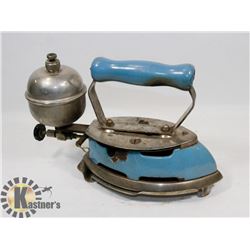 COLEMAN CANADA 4-A KEROSENE IRON ON STAND