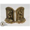 Image 1 : A PAIR OF SOLID BRASS MARKED "CANADA" BOOK ENDS