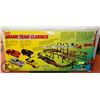 Image 1 : LARGE ARTIN SLOT CAR SET COMPLETE VINTAGE