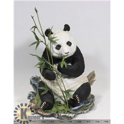 1992 MARURI STUDIO LE PORCELAIN AND BRONZE PANDA