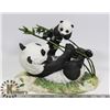 Image 1 : FRANKLIN MINT 1988 PORCELAIN MOMMA PANDA W/BABY