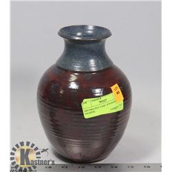 DECORATIVE VASE 1978 SIGNED BY FALKINS.