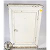 Image 1 : ANTIQUE VANITY 15" X 7" X 21"