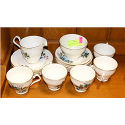ROYAL WINDSOR TEA SET INCL 5 CUPS & SAUCERS,