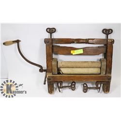 ANTIQUE RINGER WASHER