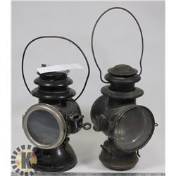 2 BLACK CARRIAGE LIGHTS