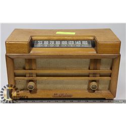 ANTIQUE TUBE RADIO ELECTROHOME