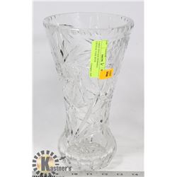 LARGE VINTAGE PINWHEEL CRYSTAL VASE WITH