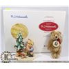Image 1 : MJ HUMMEL GOEBEL "WONDER OF CHRISTMAS WITH STUFFED