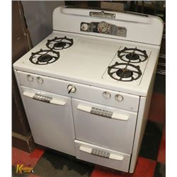 ANTIQUE MOFFAT ROPER GAS STOVE