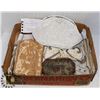 Image 1 : BOX OF ASSORTED BEADED BAGS INCL CUBAN,