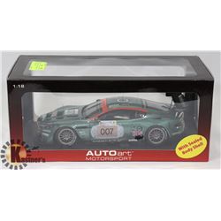 AUTO ART ASTON MARTIN DBR9 LE MANS 2006 DIE CAST