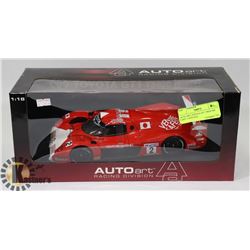 AUTO ART TOYOTA GT1 TS020 DIE CAST 1:18 SCALE.