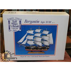 HERITAGE MINT 14" BERGANTIN SIGLO XVIII SH17