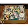 Image 1 : BOX OF ASSORTED ORNAMENTS