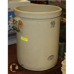 10 GALLON MEDALTA CROCK,