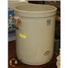 Image 1 : 10 GALLON MEDALTA CROCK,