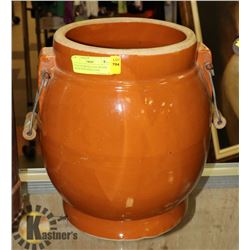 3 GALLON MEDALTA ICE WATER CROCK WITH SPIGOT AND