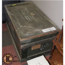 VINTAGE MILITARY PARTS TRUNK