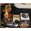 Image 1 : LOT OF HANDCRAFTED & SIGNED WOOD DUCK FIGURES WITH