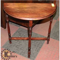 VINTAGE SOLID WOOD HALF MOON SIDETABLE. FURNITURE