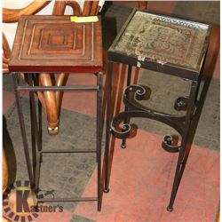 PAIR OF ASSORTED PLANT STANDS.