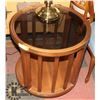 Image 1 : ROUND GLASS TOP SIDE TABLE 23"X 23".