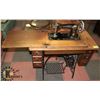Image 1 : ANTIQUE SINGER SEWING MACHINE IN CABINET.