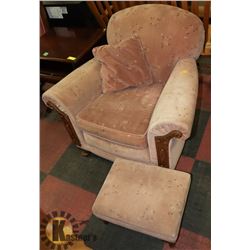 VINTAGE WOOD CARVED DUSTY ROSE CHAIR WITH