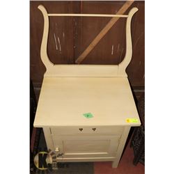 ESTATE VINTAGE WASH STAND