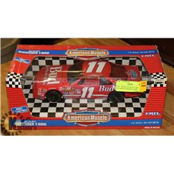 ERTL AMERICAN MUSCLE BILL ELLIOTT BUDWEISER T BIRD
