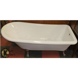 JADE BATH VICTORIAN  CLAWFOOT TUB NEW 69" X 31"