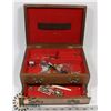 Image 1 : VINTAGE JEWELLERY BOX WITH JEWELLERY