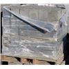 Image 1 : PALLET OF GREY CONCRETE HALF BLOCKS