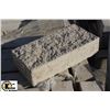Image 2 : PALLET OF SANDSTONE SPLIT FACED SOLID CONCRETE
