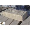 Image 2 : PALLET OF SANDSTONE SPLIT FACED SOLID CONCRETE